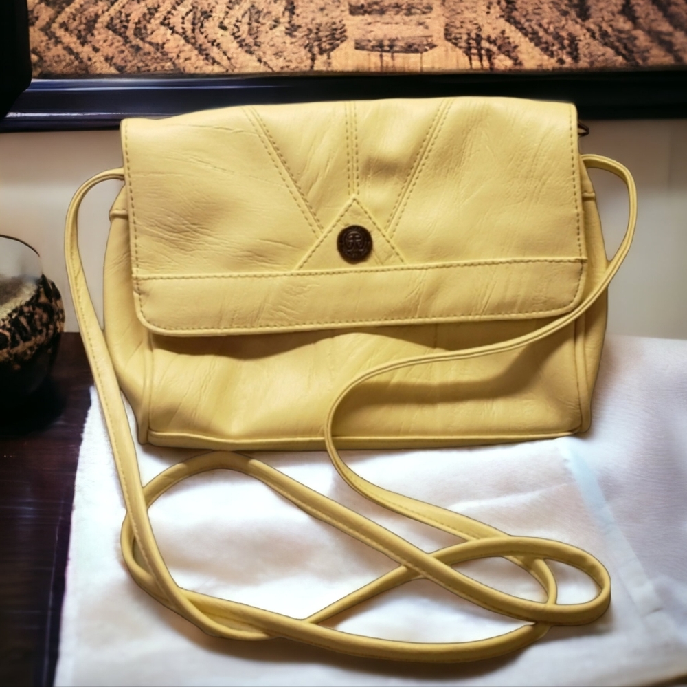 Vtg Pacific Connections Crossbody White Manmade Leather Purse